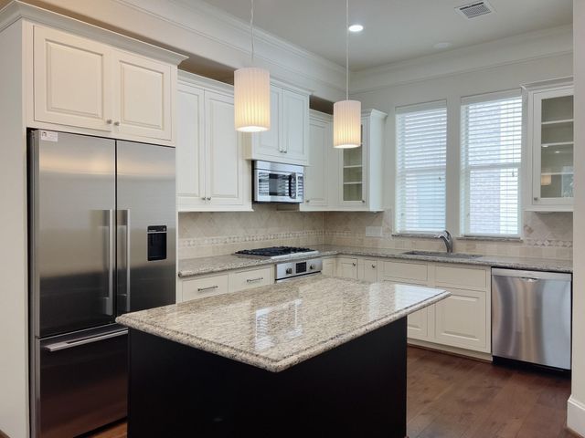 607 Nagle Street, Houston, TX 77003