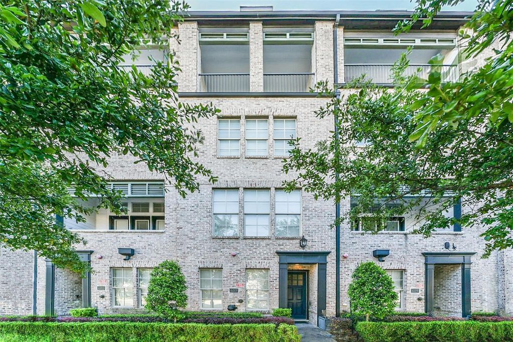 607 Nagle Street, Houston, TX 77003