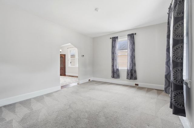 3926 Oakpark Place, Cincinnati, OH 45209