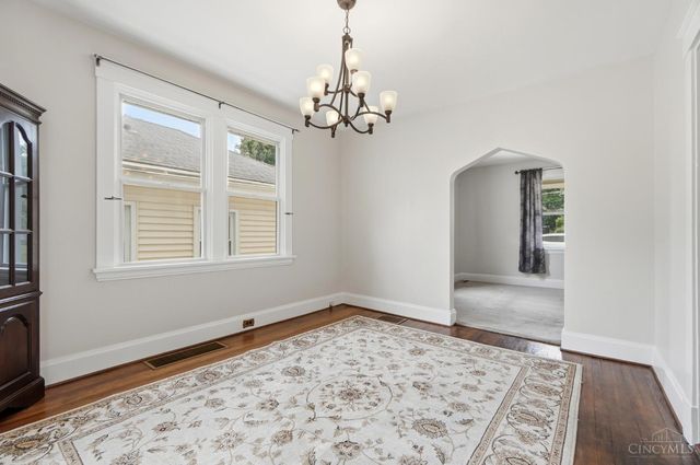 3926 Oakpark Place, Cincinnati, OH 45209