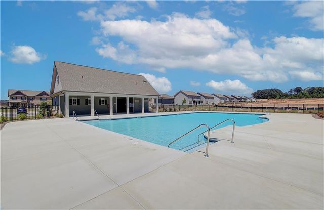 717 Bristol Drive, Loganville, GA 30052