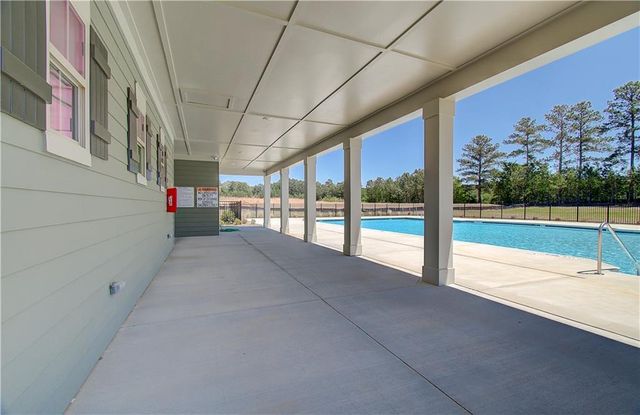 717 Bristol Drive, Loganville, GA 30052