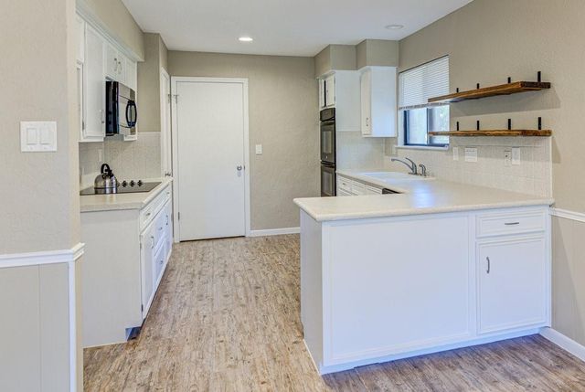804 Cielo DR, Georgetown, TX 78628