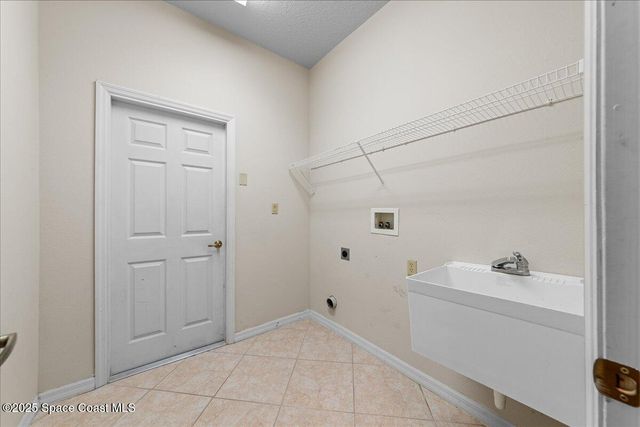 2295 Marsh Harbor Avenue, Merritt Island, FL 32952