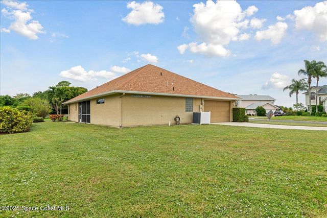 2295 Marsh Harbor Avenue, Merritt Island, FL 32952