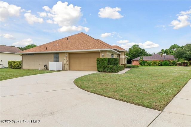 2295 Marsh Harbor Avenue, Merritt Island, FL 32952