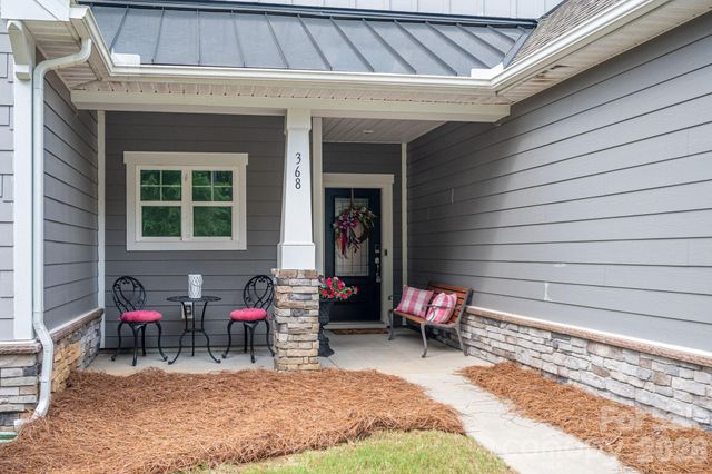 368 Picasso Trail, Mount Holly, NC 28120