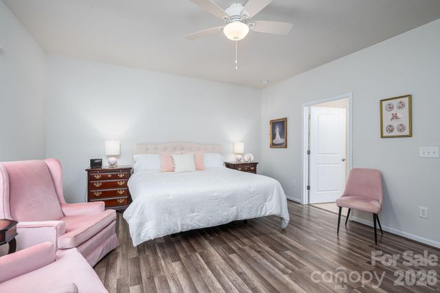 368 Picasso Trail, Mount Holly, NC 28120