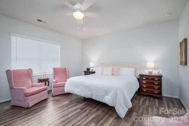 368 Picasso Trail, Mount Holly, NC 28120