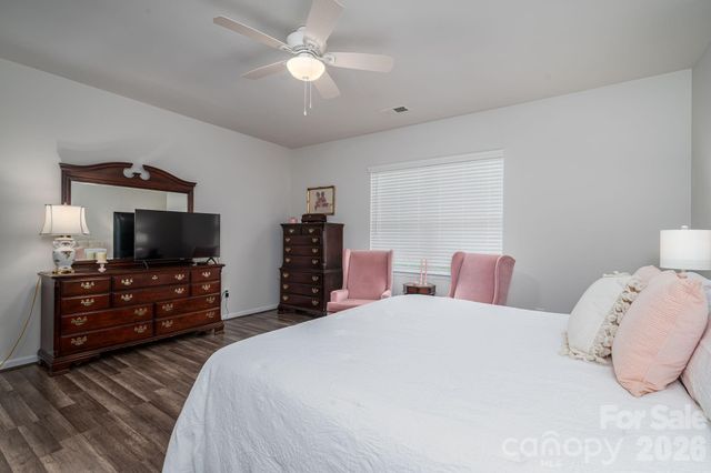 368 Picasso Trail, Mount Holly, NC 28120