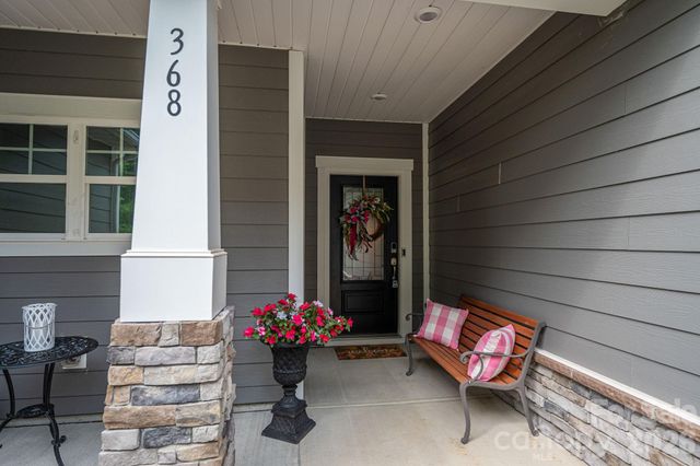 368 Picasso Trail, Mount Holly, NC 28120