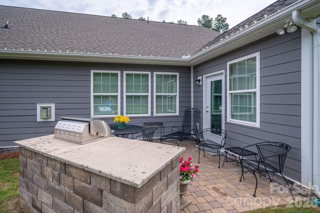 368 Picasso Trail, Mount Holly, NC 28120