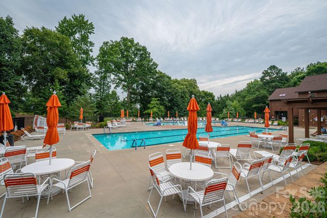 368 Picasso Trail, Mount Holly, NC 28120