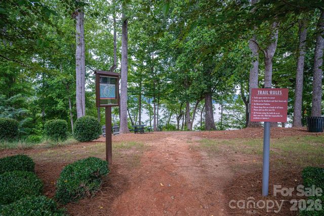 368 Picasso Trail, Mount Holly, NC 28120