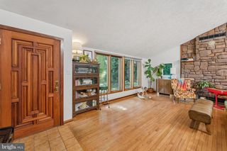 1684 CHAIN BRIDGE RD, Mclean, VA 22101