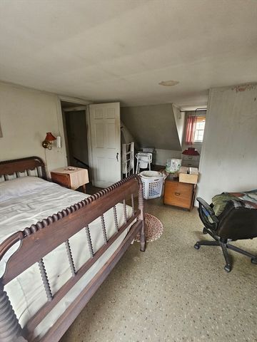 153 Middle Rd, Newbury, MA 01922