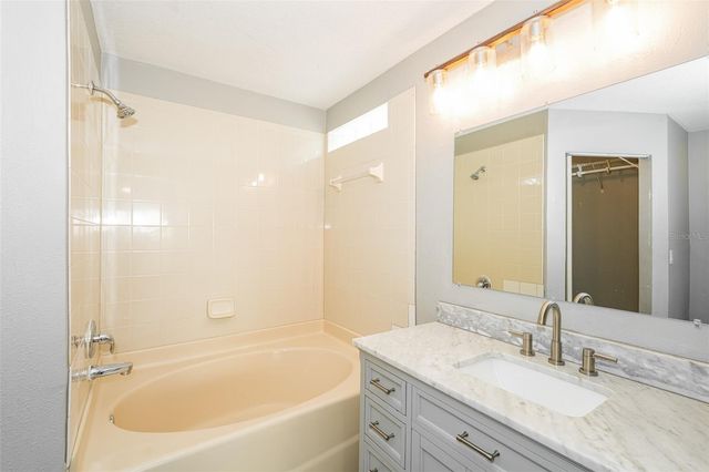 1648 HARBOR OAKS DRIVE, Tarpon Springs, FL 34689