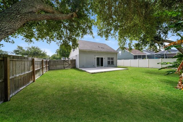 1648 HARBOR OAKS DRIVE, Tarpon Springs, FL 34689