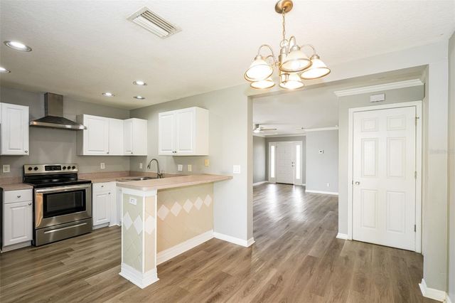 1648 HARBOR OAKS DRIVE, Tarpon Springs, FL 34689