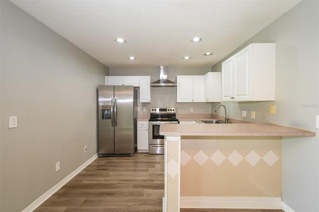 1648 HARBOR OAKS DRIVE, Tarpon Springs, FL 34689