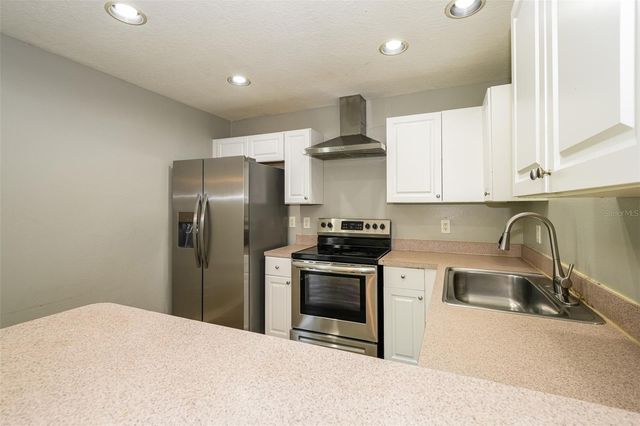 1648 HARBOR OAKS DRIVE, Tarpon Springs, FL 34689