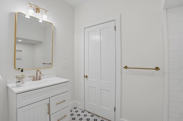 11 Princeton Road, Sterling, MA 01564