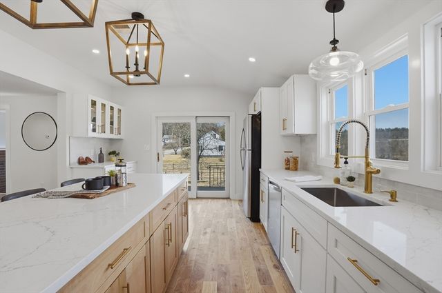 11 Princeton Road, Sterling, MA 01564