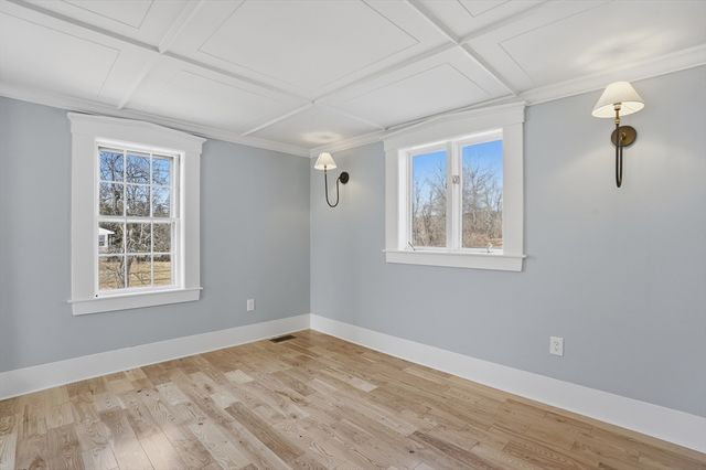 11 Princeton Road, Sterling, MA 01564