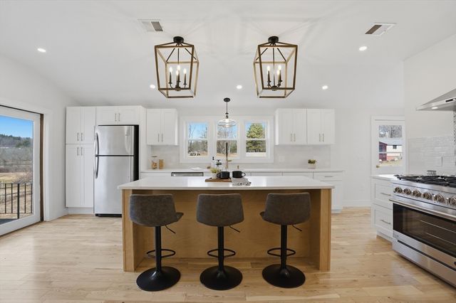 11 Princeton Road, Sterling, MA 01564