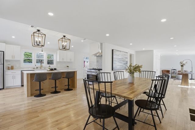 11 Princeton Road, Sterling, MA 01564