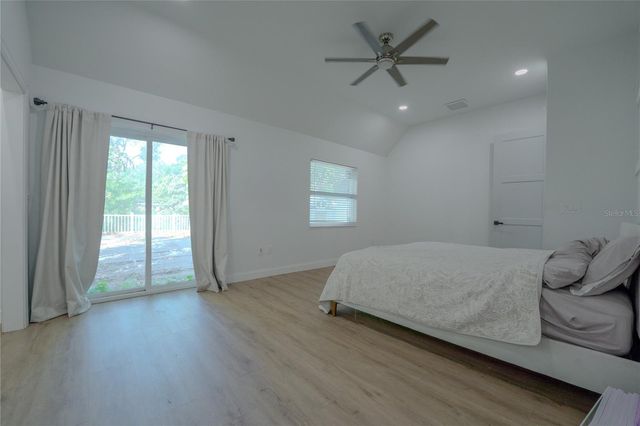 5204 108TH STREET N, St Petersburg, FL 33708