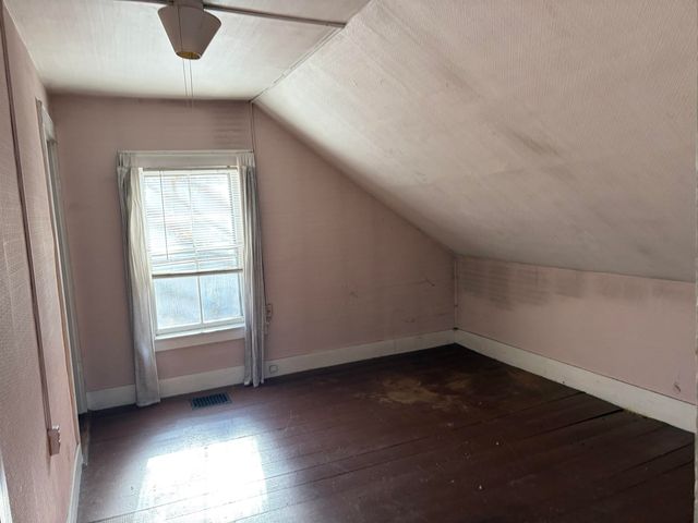 9 Mountain Road, Gilmanton, NH 03837