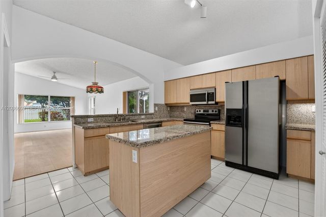 1334 NW 127th Drive, Sunrise, FL 33323
