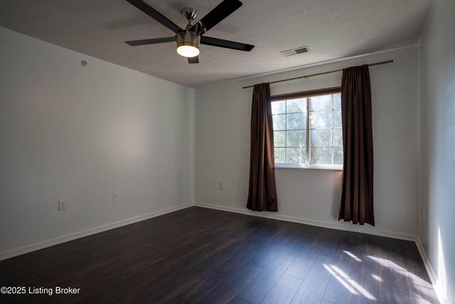 5303 Rolling Rock Ct, APT 201, Louisville, KY 40241