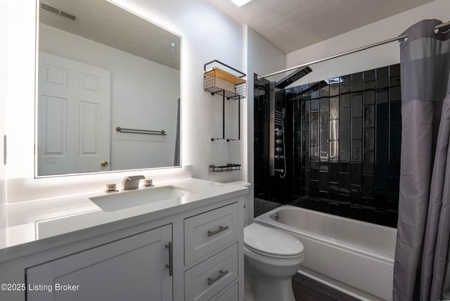 5303 Rolling Rock Ct, APT 201, Louisville, KY 40241