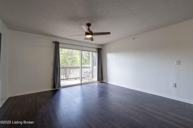 5303 Rolling Rock Ct, APT 201, Louisville, KY 40241