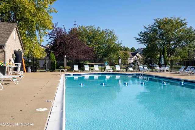 5303 Rolling Rock Ct, APT 201, Louisville, KY 40241