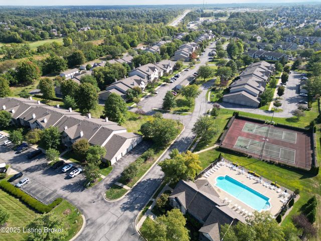 5303 Rolling Rock Ct, APT 201, Louisville, KY 40241
