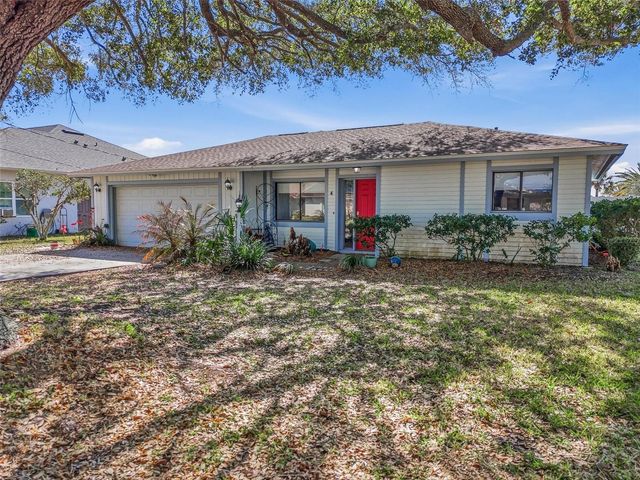 4 CORAL REEF COURT S, Palm Coast, FL 32137