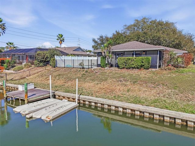 4 CORAL REEF COURT S, Palm Coast, FL 32137