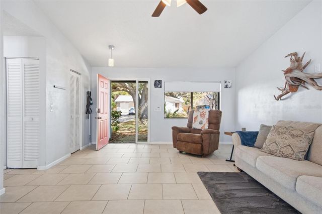 4 CORAL REEF COURT S, Palm Coast, FL 32137