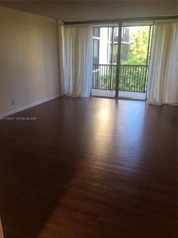 3101 N Country Club Drive 306, Aventura, FL 33180