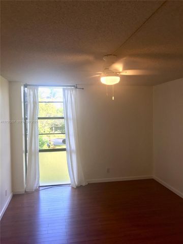 3101 N Country Club Drive 306, Aventura, FL 33180