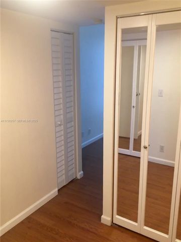 3101 N Country Club Drive 306, Aventura, FL 33180