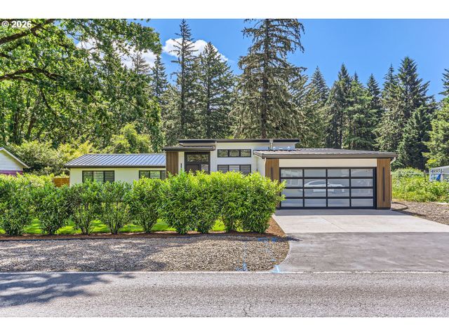 6090 CARMAN Dr, Lake Oswego, OR 97035