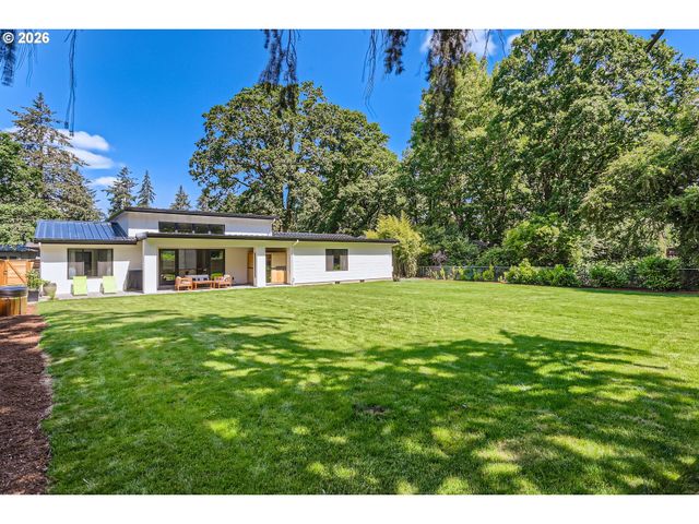 6090 CARMAN Dr, Lake Oswego, OR 97035