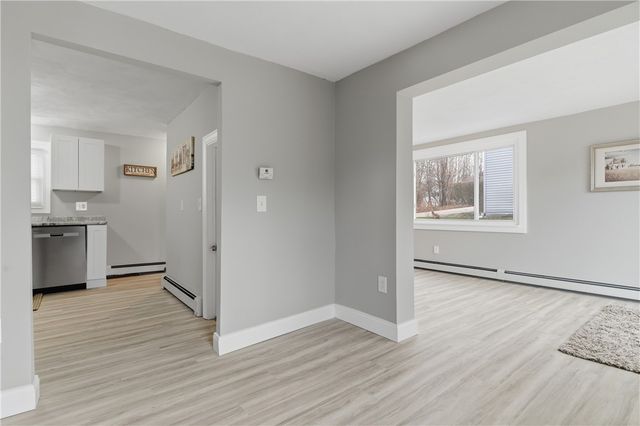 1 Pierce Street, Coventry, RI 02816