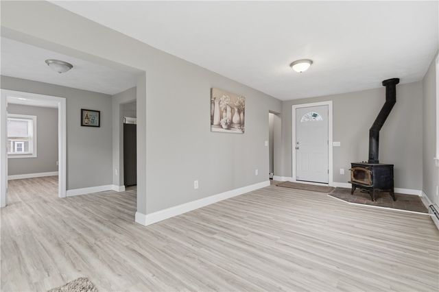 1 Pierce Street, Coventry, RI 02816