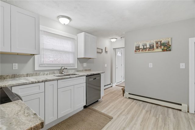 1 Pierce Street, Coventry, RI 02816