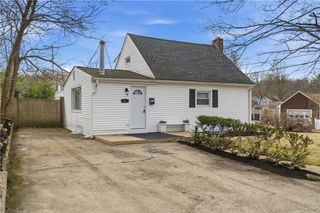 1 Pierce Street, Coventry, RI 02816